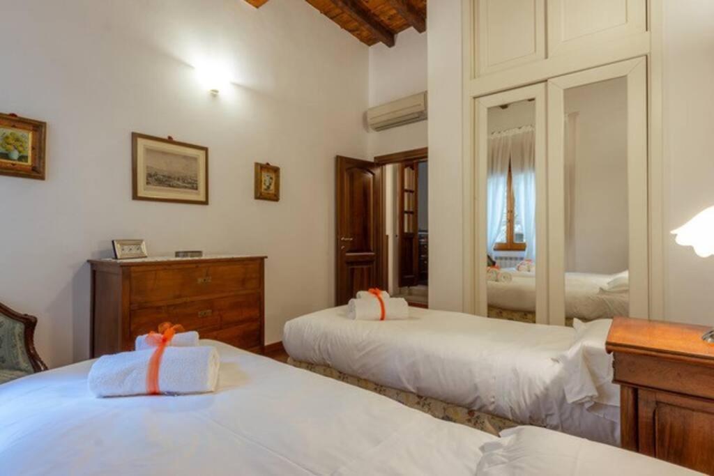 Elegant Ramaglianti Flat -Santo Spirito District Apartment Florenţa Exterior foto